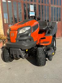 Trattorino rasaerba husqvarna bicilindrico