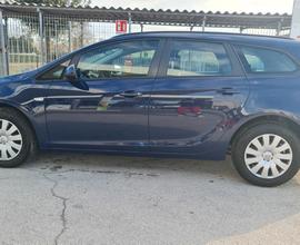 Opel Astra 1.6 diesel Ecoflex Sports Tourer 2015