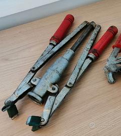 Tappabottiglie manuale per tappi in sughero