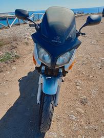 Honda CBF 