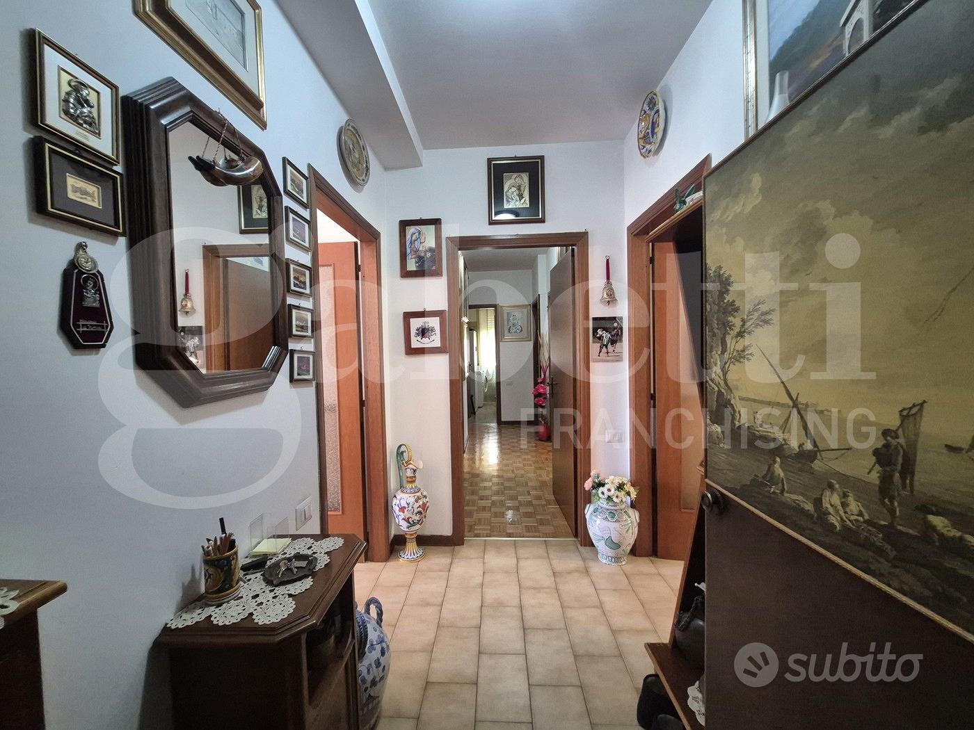 Appartamento Gubbio [OVEBUONINSEGNA135VRG] - Altro