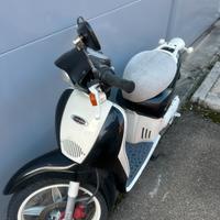 Aprilia scarabeo 50