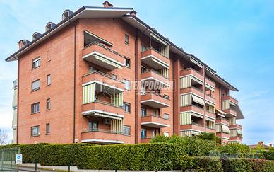 AMPIO BILOCALE IN CONTESTO CONDOMINIALE SIGNORILE