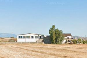 Capannone 600 mq circa montenero di bisaccia