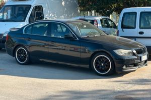 BMW 320i E90 150 CV 2007 Da riparare Motore/Differ