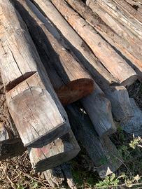 Travi in legno antiche di larice per tetto