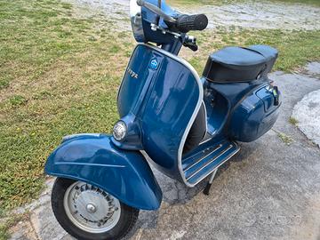 Vespa sprint veloce 150 conservata
