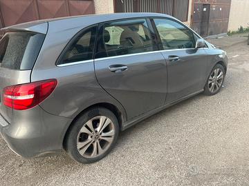 Mercedes benz classe B 180d Aut 2018