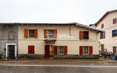 PORZIONE DI CASA TERRACIELO A ZOCCA