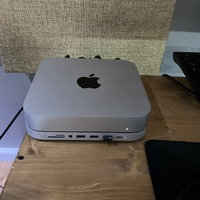 Mac Mini M2 + Hub Satechi