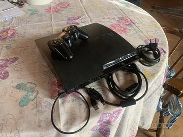 PlayStation 3 + controller wireless + tutti i cavi