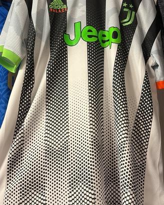 Maglia juve edizione palace