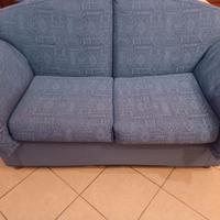 Set 2 divani da 2 posti e da 3 posti con letto