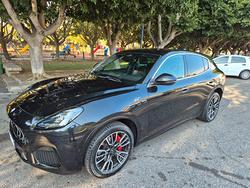 Maserati Grecale MHEV 300 CV AWD GT