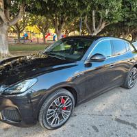 Maserati Grecale MHEV 300 CV AWD GT