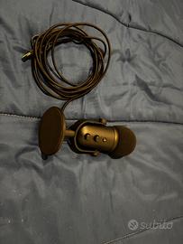 Microfono razer seiren v2 pro