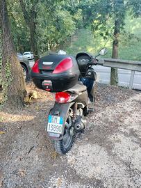 Aprilia Scarabeo 200 - 2009