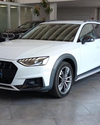 Audi A4 Allroad 40 2.0 tdi mhev Identity Contrast