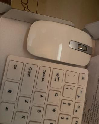 Tastiera e mouse Bluetooth