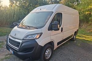 peugeot boxer tetto alto passo medio 210 mila km