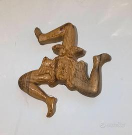 Trinacria In Legno Cm.15.   Bell scultura in