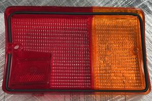 PLASTICA FANALE POSTERIORE DX FIAT 126 FSM COD.OE 