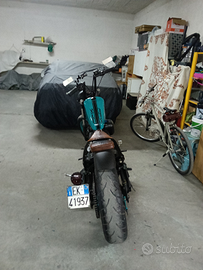 Honda Shadow 600 bobber