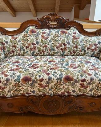 Divano a barca in noce lombardo (fine ‘800)