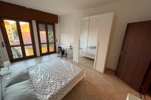 Stanza singola spaziosa