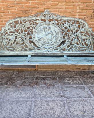 STUPENDA PANCHINA IN GHISA A MEDAGLIONE