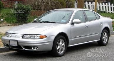 Parabrezza Chevrolet Oldsmobile Alero
