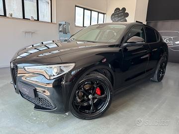 Alfa Romeo Stelvio 2.2 TD190CV Q4 Total Black-2021