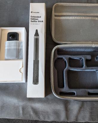 insta 360 X3 + accessori