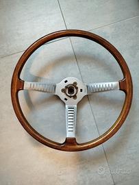 Volante Fiat Dino coupé e spider in legno