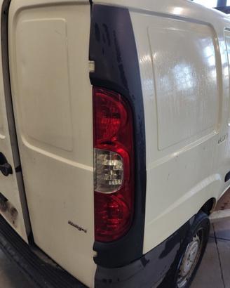 Fanale posteriore destro FIAT DOBLO del 2008