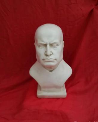 BUSTO di Benito Mussolini in gesso alabastro