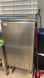 Lavastoviglie industriale usata