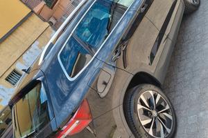 Skoda karoq 2000 tdi cambio manuale 58000 km 2023.