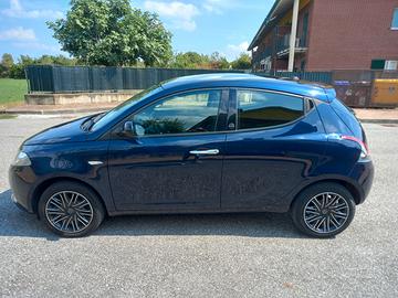 Ypsilon cc.1000 Hybrid ecochic.