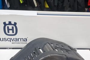PARAMOTORE IN CARBONIO PER HUSQVARNA FC 250/350