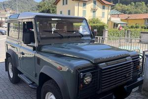LAND ROVER DEFENDER 90