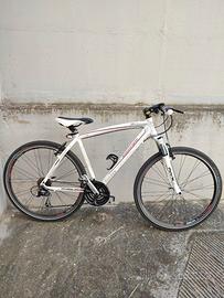 Bici Ibrida / Trekking Lombardo Matera 500