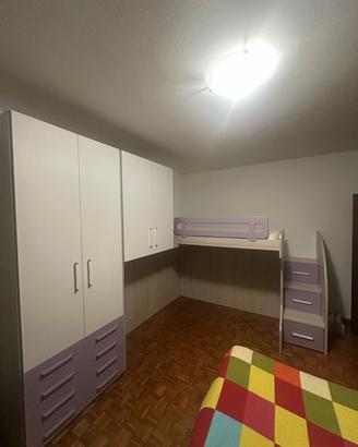 Cameretta completa con armadio e cassettiera