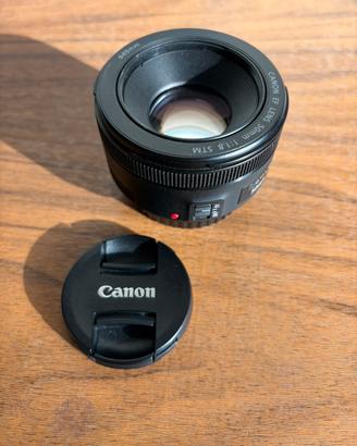 Canon EF 50 mm f/1.8
