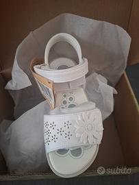 Sandali bimba Chicco n 26 mai usati