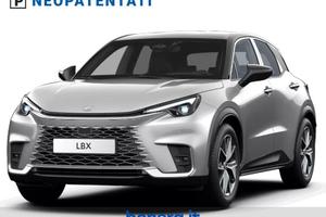 Lexus LBX 1.5 hybrid Cool 2wd
