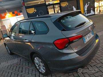Fiat Tipo 1.4 95cv Easy benzina sw grigia 2017