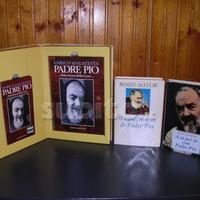 Cofanetto libro e vhs altri 2 libri - padre pio