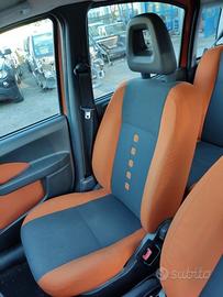 Sedile anteriore dx FIAT PANDA del 2007