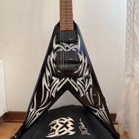 B.C RICH Kerry King V Signature